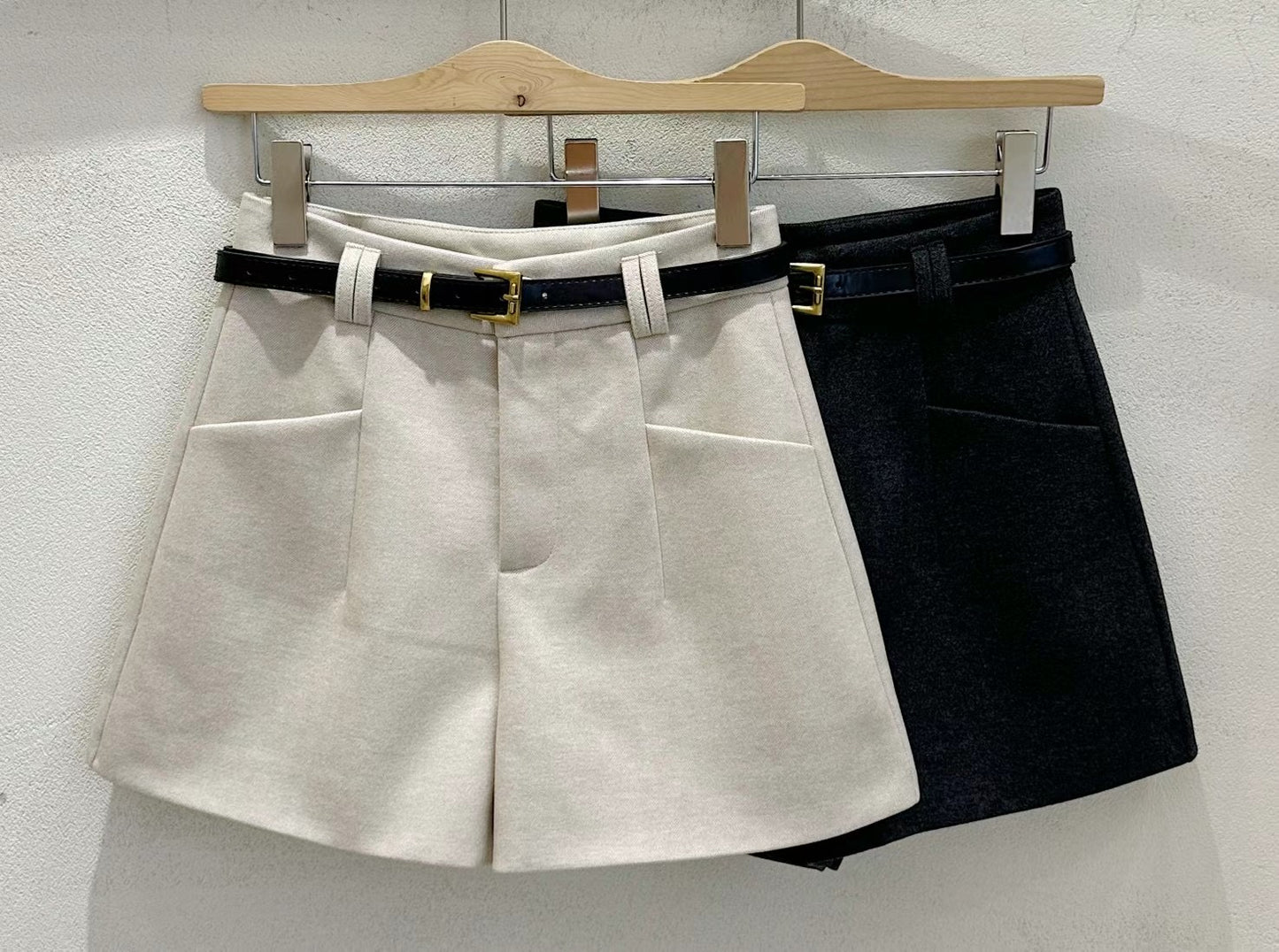 絨面西裝短褲(連皮帶)