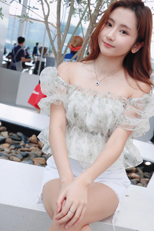 薄紗碎花兩著泡泡袖衫