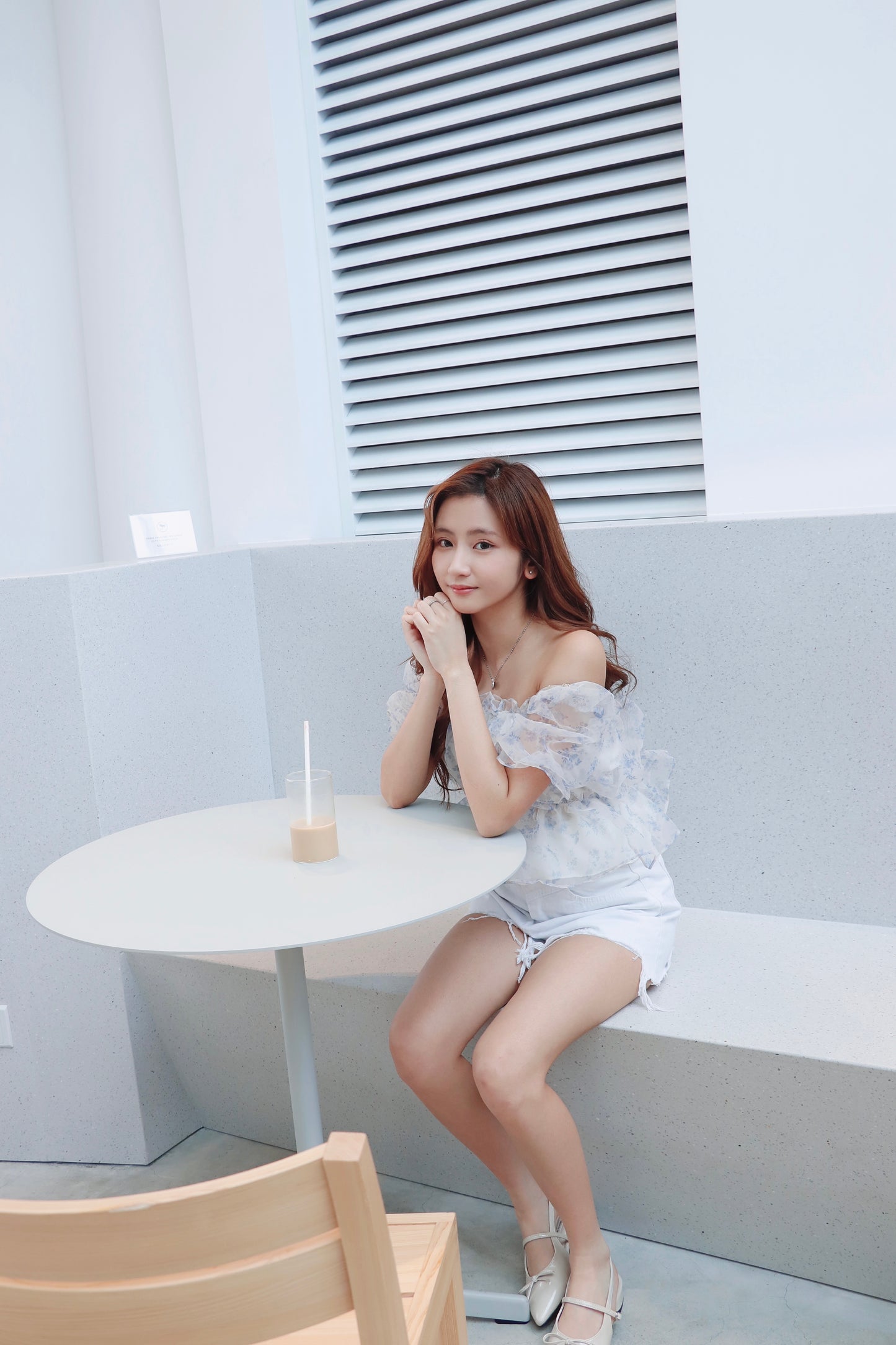 薄紗碎花兩著泡泡袖衫