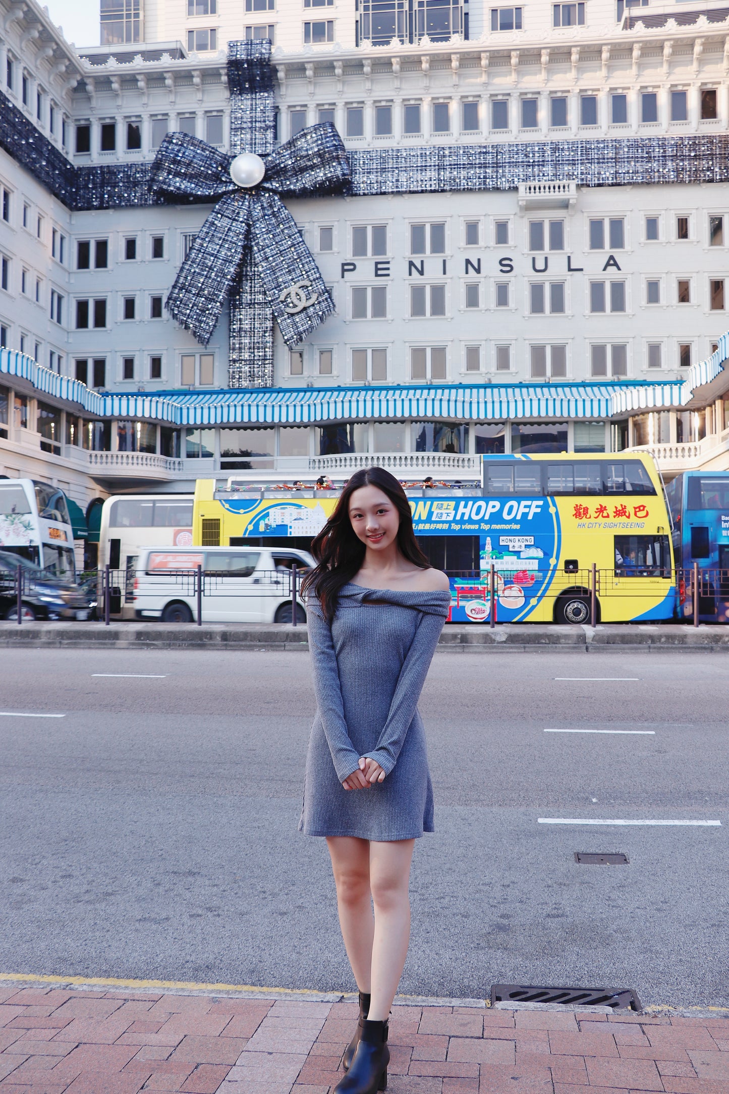 直紋露膊褸空修腰Ops