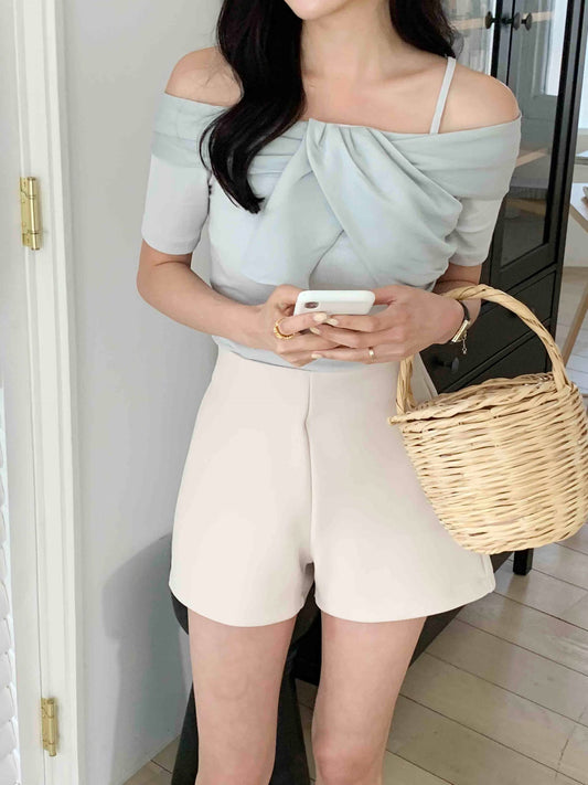 法式大蝴蝶結一字領 Top🎀