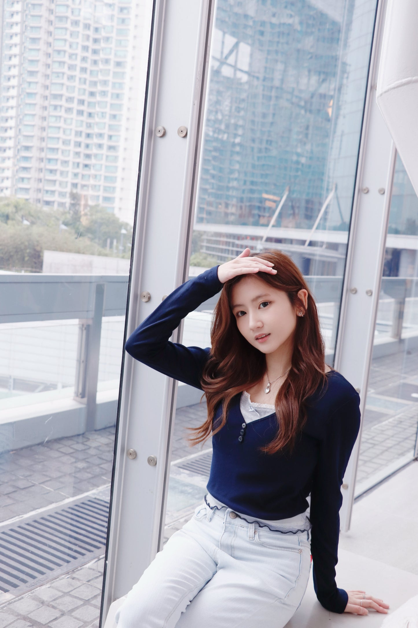 假兩件併色蝴蝶結衫