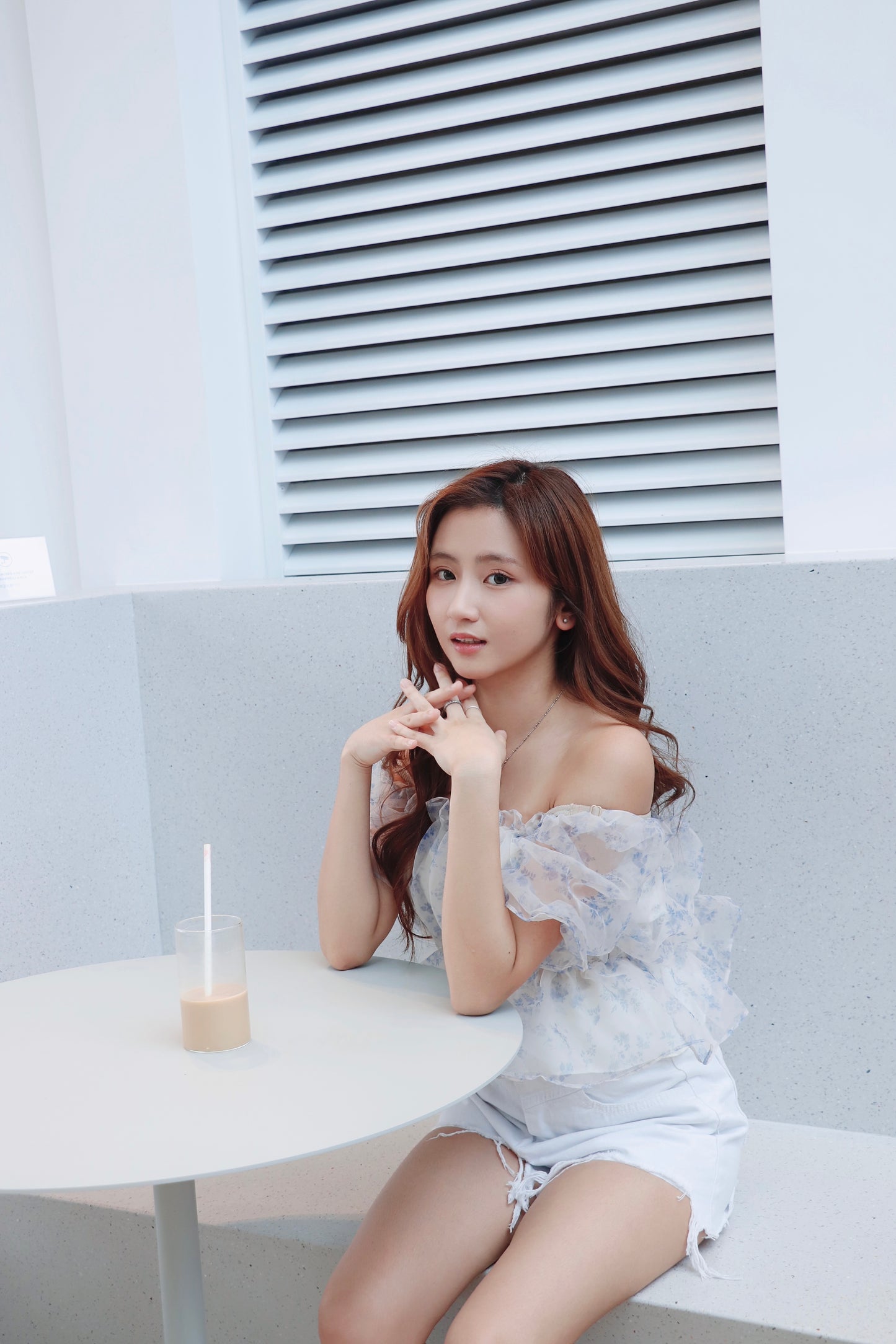 薄紗碎花兩著泡泡袖衫