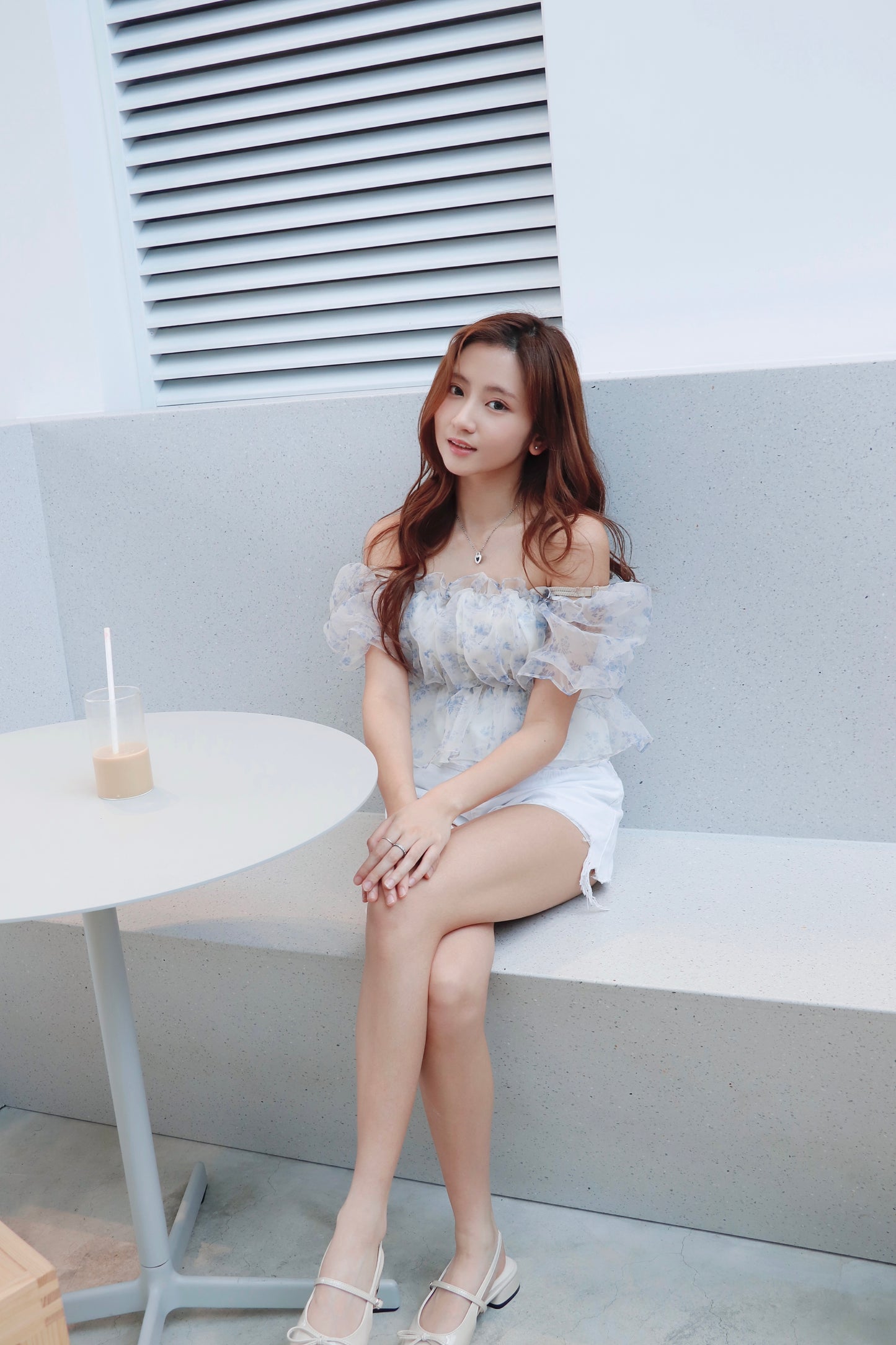 薄紗碎花兩著泡泡袖衫