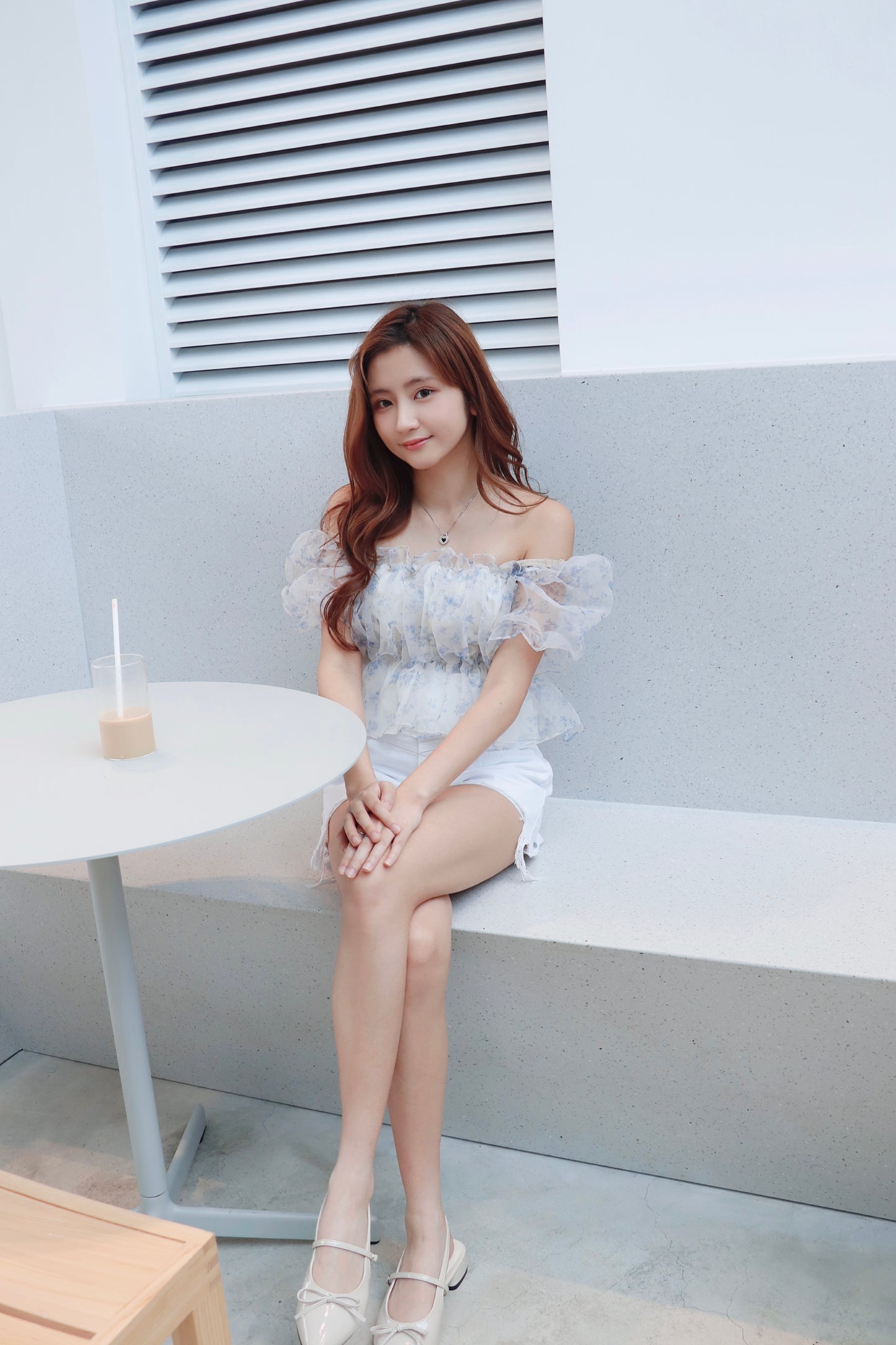 薄紗碎花兩著泡泡袖衫