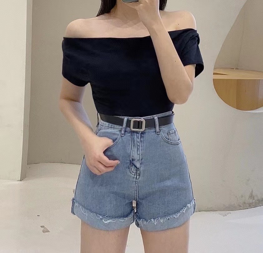 Casual Line Top